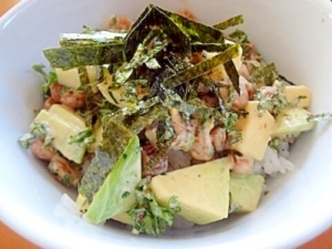 さらさらサラミの納豆ド〜ンm9(゚∀゚)!!